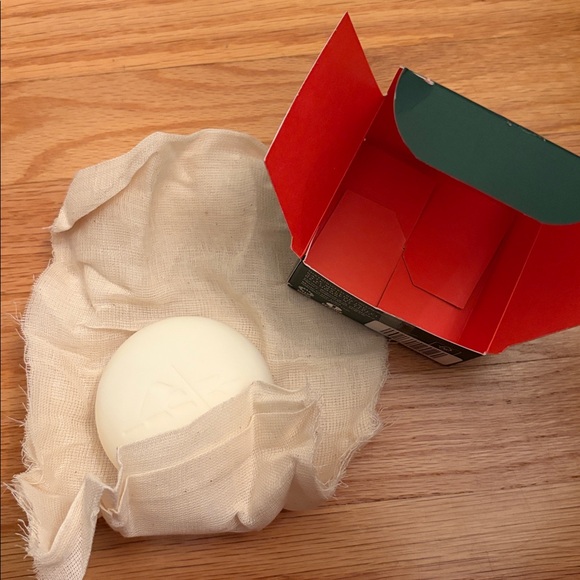 Kate McLeod Daily Stone body moisturizer solid body stone - Picture 3 of 4